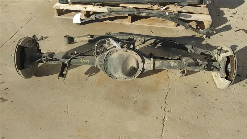 Eje trasero Chevrolet Silverado 1500 2021 2567907 Foto 1 de 4