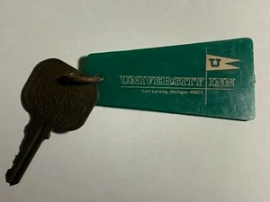 University Inn Best Western Hotel Motel Room Key Fob & Key East Lansing MI #181 - Bild 1 von 2