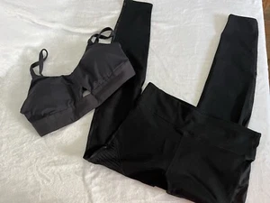Fabletics Woman’s Leggings Black size Medium Black Sports Bra Size Large EUC - Picture 1 of 5