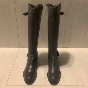 Garnet Hill Damen dunkelgrau Leder Schnalle seitlicher Reißverschluss hohe Stiefel Größe 8,5 - Bild 1 von 12