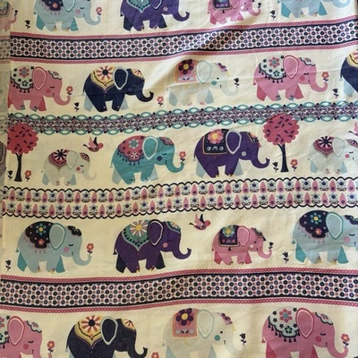 Tela de cortina de ducha boho elefante para niñas 70” de ancho 66” de largo rosa púrpura verde azulado  Foto 1 de 2