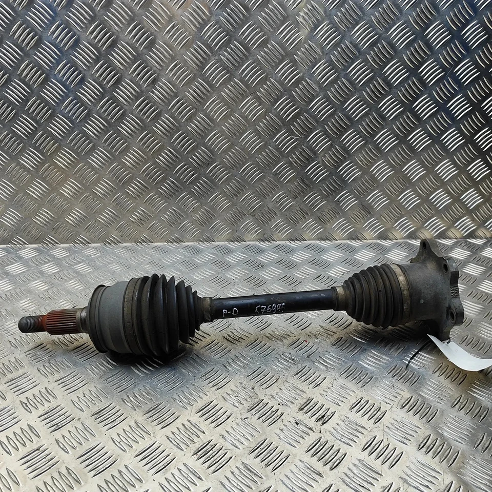 CADILLAC ESCALADE MK4 Front Right Driveshaft 85083496 6.2 313kw 2019 32972020 - Image 1 of 4