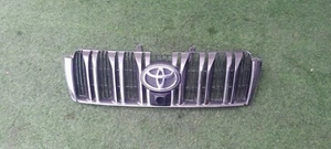 2010-2013 TOYOTA PRADO FRONT BUMPER RADIATOR GRILLE & EMBLEM W/O CAMERA OEM - Picture 1 of 4