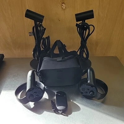 Oculus Rift C4-A VR Virtual Reality Headset System 1 Sensors Touch Controllers - Image 1 of 4