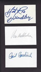Lot of 3 Lakers autographed index cards Mikkelsen (HOF), Goodrich (HOF), Hundley - Picture 1 of 2