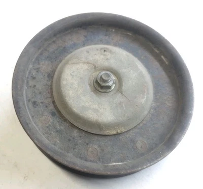 John Deere Lx188 345 20hp vtwin 48" 54" deck spindle flat idler pulley AM106627 - Image 1 of 2