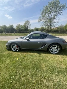 Porsche Cayman - Picture 1 of 10