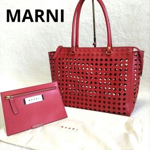 Auténtico bolso de mano de diseño MARNI de cuero rojo dorado con logotipo... - Imagen 1 de 24