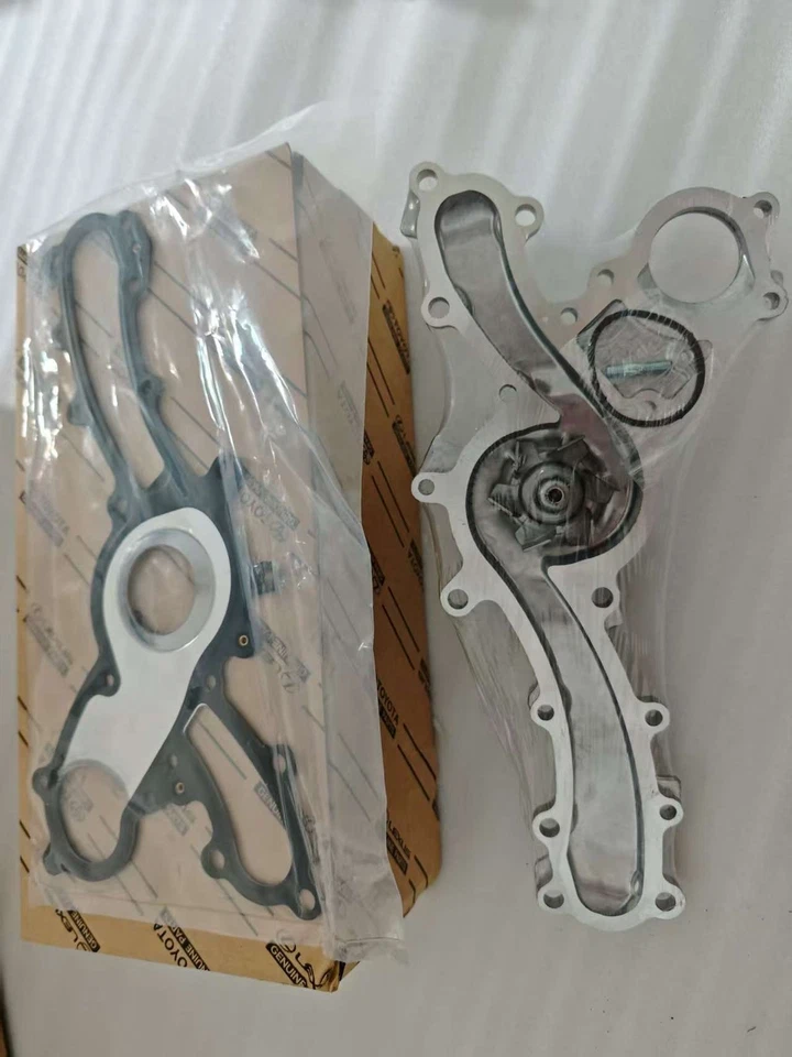 Conjunto de bomba de agua del motor genuino Toyota Lexus 2005-2018 16100-09442 OEM Foto 1 de 3