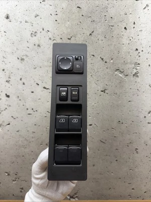 Interruptor de ventana maestra izquierda gris conductor Nissan Armada Titan QX56 2004-2007 Foto 1 de 4