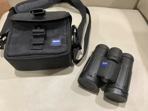 Zeiss Victory 8x32 T*FL Binoculars Black LotuTec Case Strap Caps - MINT SHAPE! - Picture 1 of 10