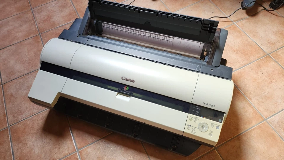 Plotter Canon IPF-605 - Immagine 1 di 1