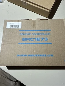 Daikin Industries LTD BRC1E73 Remote Controller New - Picture 1 of 6