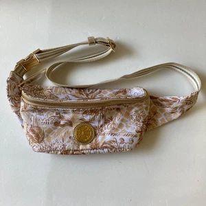 Lilly Pulitzer classic floral crossbody fanny pack Preowned - Picture 1 of 8