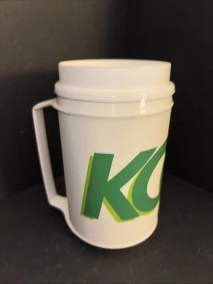 Taza de viaje aislada Kool Cigarette Aladdin 12 oz tapa de doble pared taza usada en excelente estado Foto 1 de 4