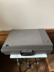 3M 2000 AG Overhead Projector Briefcase Portable Transparency Projector Tested - Picture 1 of 19