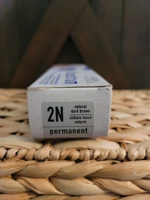 Aveda!!! Color de cabello permanente de espectro completo 2N marrón oscuro natural!! ¡RETIRADO!!  Foto 1 de 2