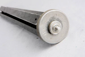 rare antique ASHFORD'S PATENT "IDEAL" TRIPOD, wood/aluminium/brass (giraffe) - Picture 1 of 12