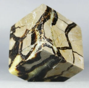 Polished DRAGON SEPTARIAN CUBE Polished Crystal Standup Display Reiki Stone 420g - Picture 1 of 11