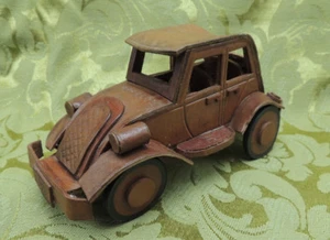 1936 Austin 4 Door Saloon Handcrafted Leather Model Car - Picture 1 of 9