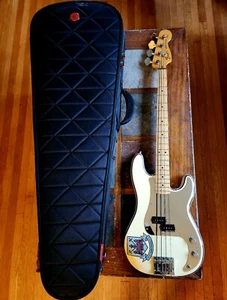 Fender Steve Harris Signature P Precision bass 2016 w/Roadrunner bag - white - Picture 1 of 19