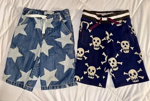 Mini Boden Boys Shorts Size 5 Blue Stars Skulls 2 Pair - Picture 1 of 8
