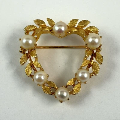 Vintage LISNER Signed Faux Pearl Heart Gold Tone Leaf Brooch - Image 1 of 4