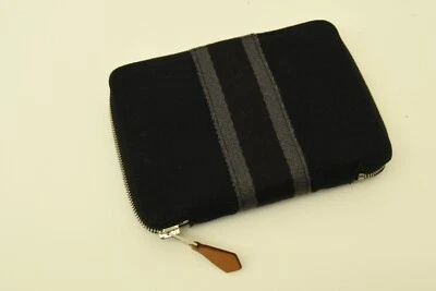 Auténtico Hermes Negro Cremallera Estuche Cartera Suave Bolsa Gris Rayas Cuero Pestaña Foto 1 de 4