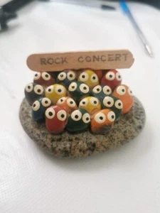 Paperweight Rock Concert Art Rock Figurine Vintage 1970s 1980s Novelty Interest - Picture 1 of 6
