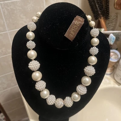 Carolee New York Faux Pearl & Rhinestone Necklace Collar Choker Necklace 18” - Image 1 of 4