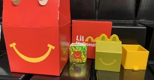 McDonalds toy Lil McDonalds McDs #21 Gold Happy Meal w Box Stickers & Insert - Photo 1 sur 12