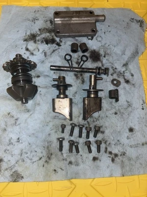 Kit de montaje de válvula de alimentación Governer Yamaha YZ125 2000 original OEM 96-01 Foto 1 de 4