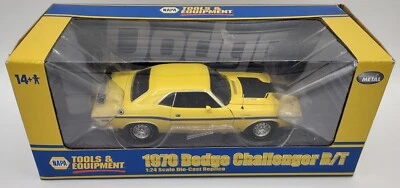 Highway 61 1:24 NAPA Tools & Equip 1970 Dodge Challenger R/T 426 HEMI - Image 1 of 4