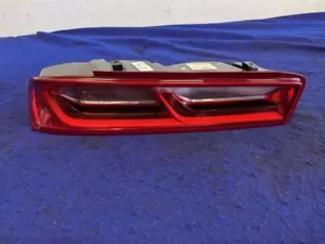 2016-2018 Chevrolet Camaro LS LT SS Driver Taillight Lamp Lens New Take Off - Foto 1 di 12