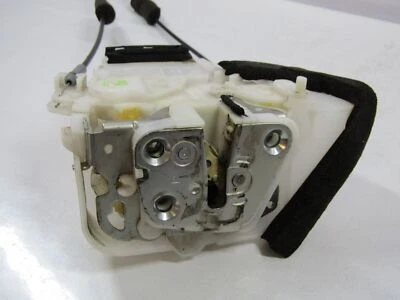 Actuador de pestillo de cerradura de puerta trasera derecha pasajero Subaru Forester 2009-2013 OEM Foto 1 de 4