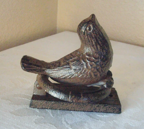 Cast Iron Metal Bird Figure Ring Door Knocker Handmade Home Decor Cover