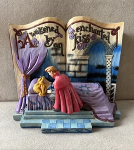 Libro de cuentos Jim Shore Disney Traditions Bella Durmiente Beso encantado 4043627 - Imagen 1 de 6