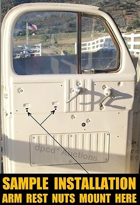 2 NOS 1940s VINTAGE DODGE TRUCK ARM REST U-NUTS ~ POWER WAGON & PILOT HOUSE DOOR Foto 1 de 4