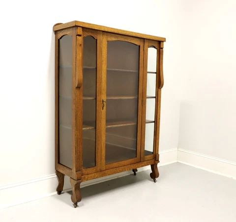 Antique Circa 1900 Arts & Crafts Period Tiger Oak China Cabinet Cover