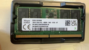 SK hynix HMCG78AEBSA095N 16GB 1RX8 PC5-4800B Laptop Memory - Bild 1 von 1