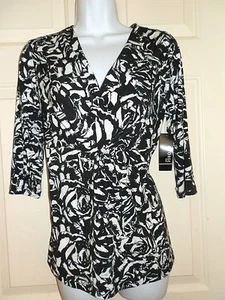 Women's size Small Black White Shirt 3/4 Sleeves George New - Picture 1 of 2