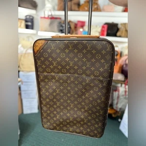 Como se ve en pantalla eBay Live Louis Vuitton #022 - Imagen 1 de 2