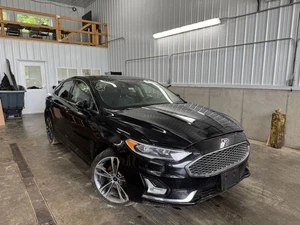 Driver Corner/Park Light Fog-driving Halogen Fits 19-20 FUSION 1099439 - Picture 1 of 15