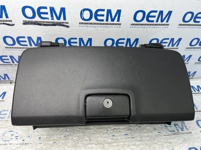 14 15 16 17 18 SILVERADO SIERRA upper dash glove box compartment black OEM Foto 1 de 4