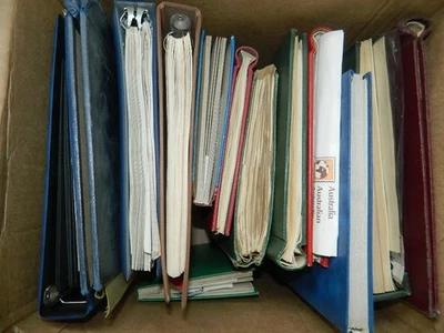 LARGE WORLD STAMPS LOT IN 13 ALBUMS OR STOCKBOOKS (Our ref. GA93) — 第 1/4 张图片