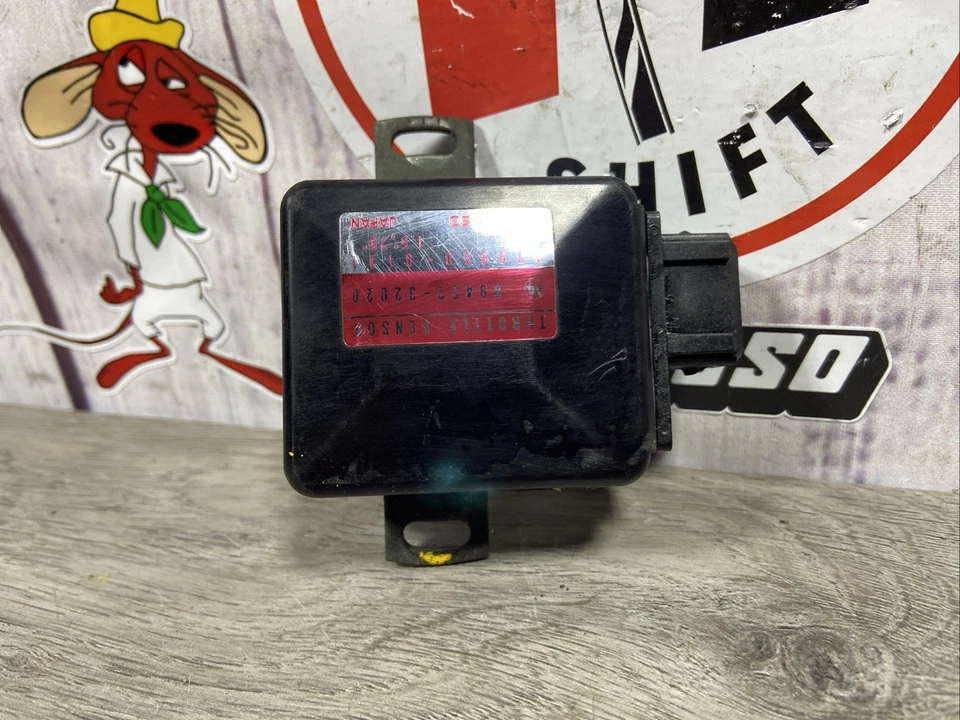 Sensor de posición del acelerador Toyota Celica Corolla Camry 89452-32020 Japón OEM Foto 1 de 4