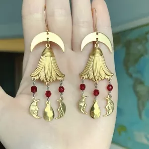Celestial Earrings Crescent Moons Flower VTG Jewelry w/ Gold Hooks 1970s NWT - Picture 1 of 3