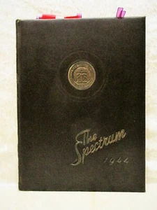 1944 FLANNERY O'CONNOR COLLEGE YEARBOOK Her Name, Photo & Drawings Throughout - Picture 1 of 12
