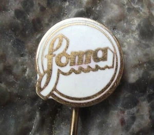 Antique FOMA Fotochema Czech Camera Film Photography Firm Pin Badge White - Picture 1 of 5