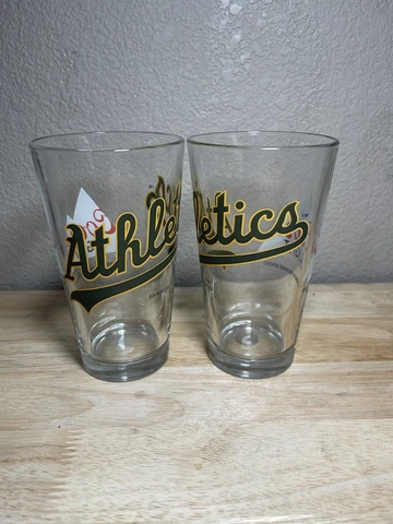 Pair (2) Oakland A’s Athletics Pint Coors Light Beer Glass 16 oz 2016 Baseball Cover